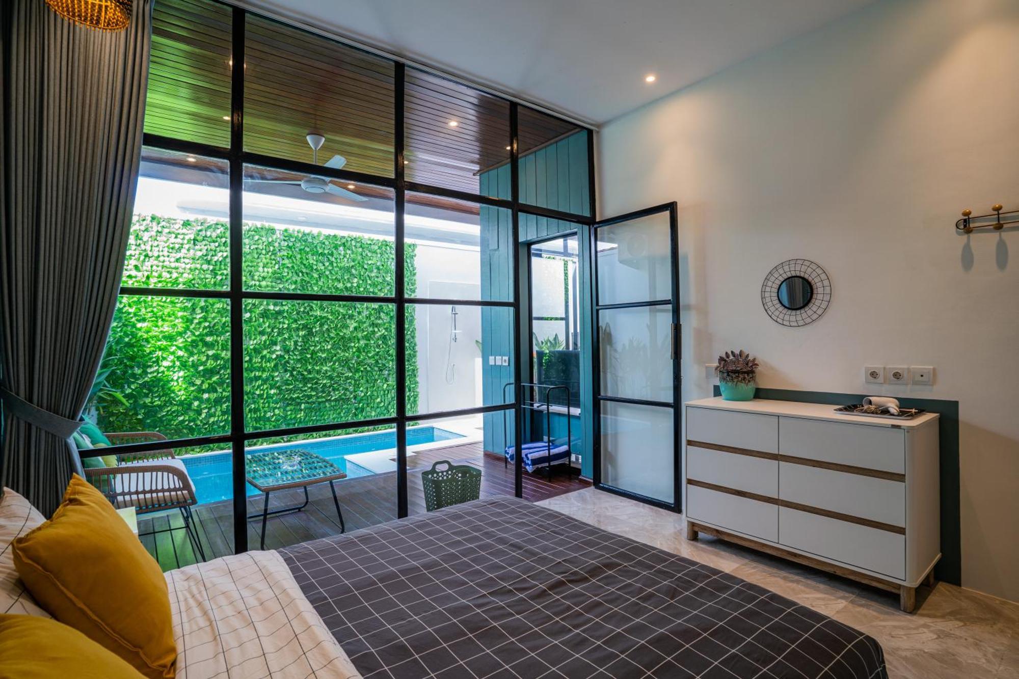 New! Sony 2 - 3br Next To Legian *