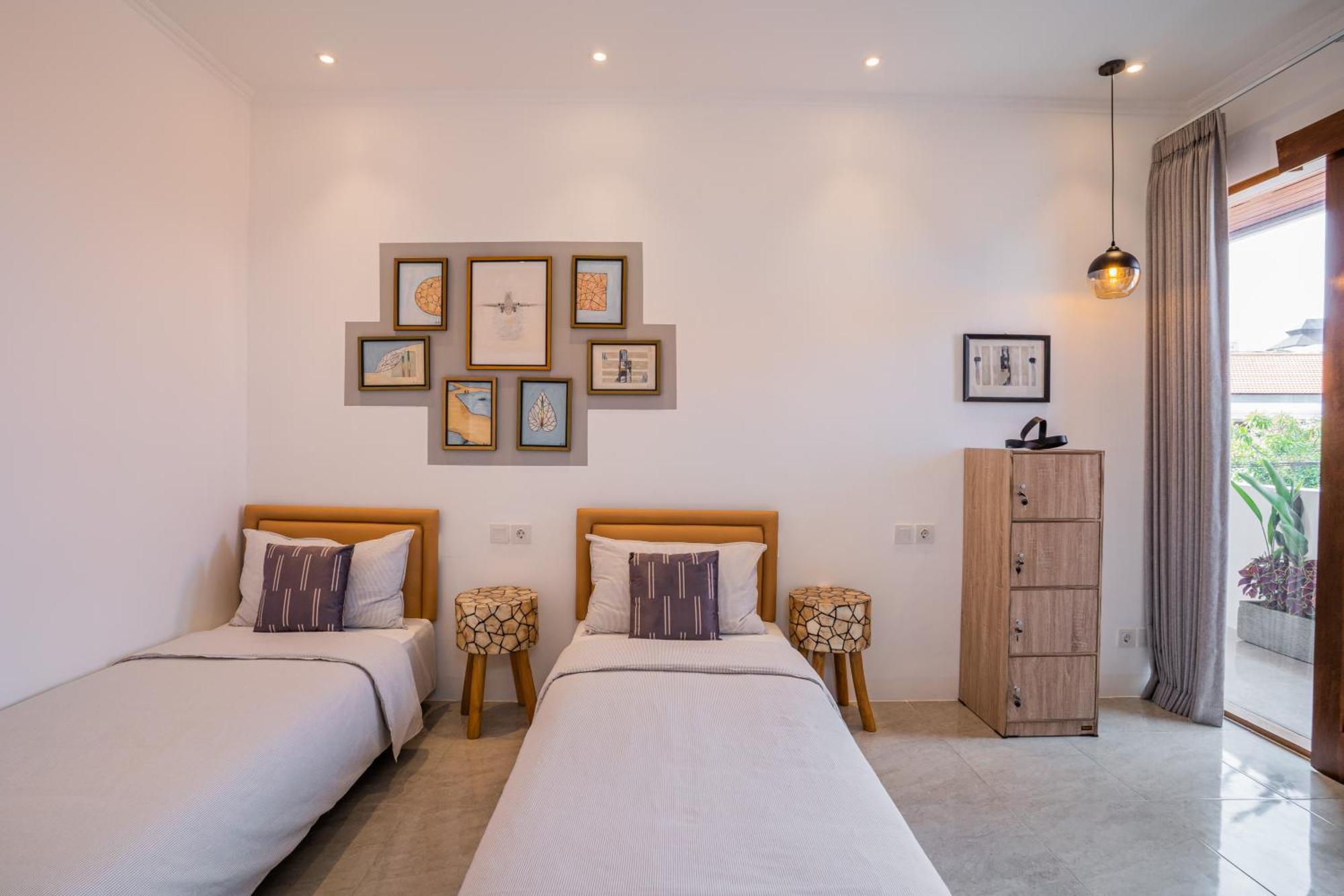 Villa New! Sony 2 - 3br Next To Legian Seminyak (Bali)