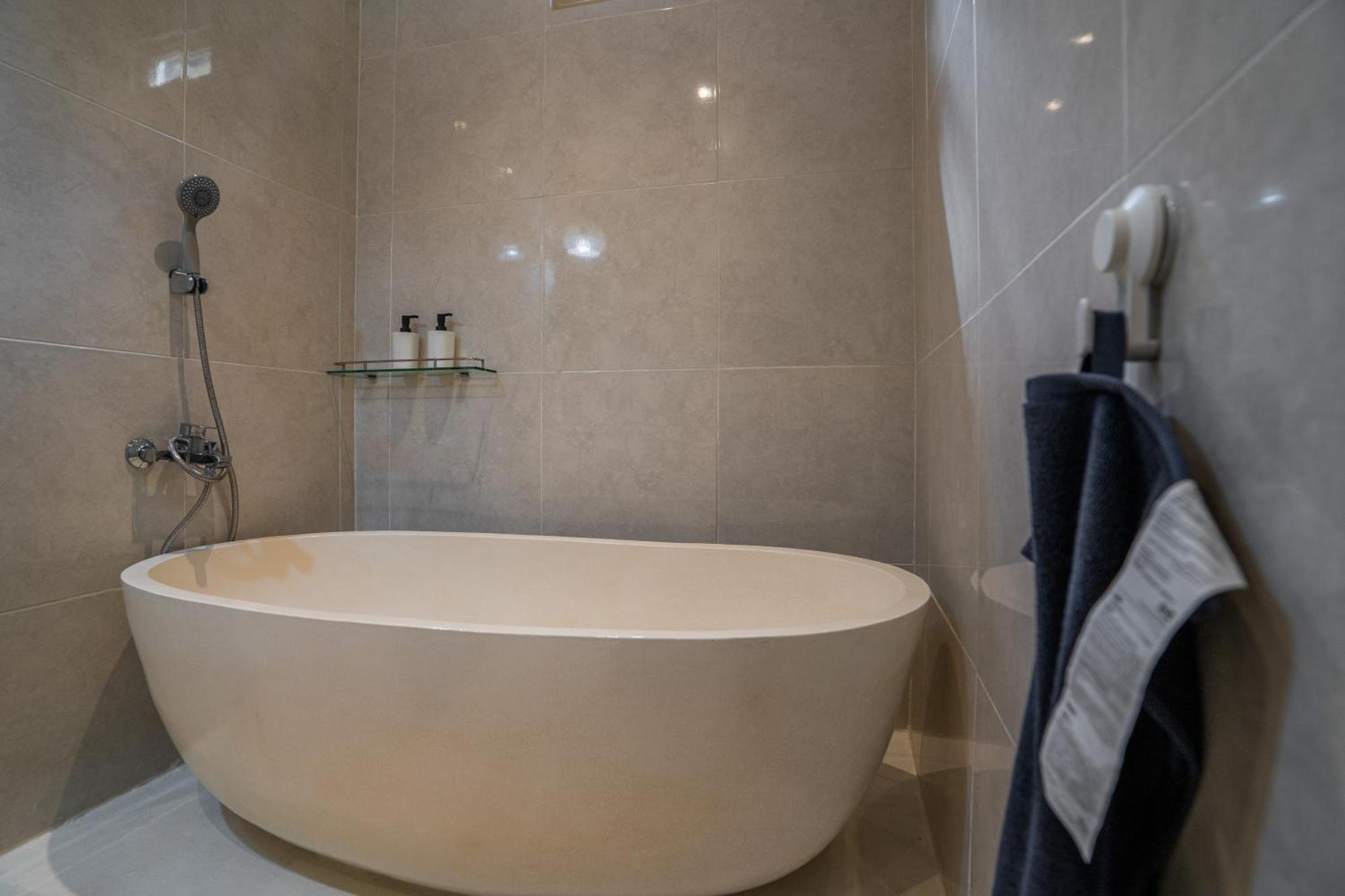 Villa New! Sony 2 - 3br Next To Legian Seminyak (Bali)