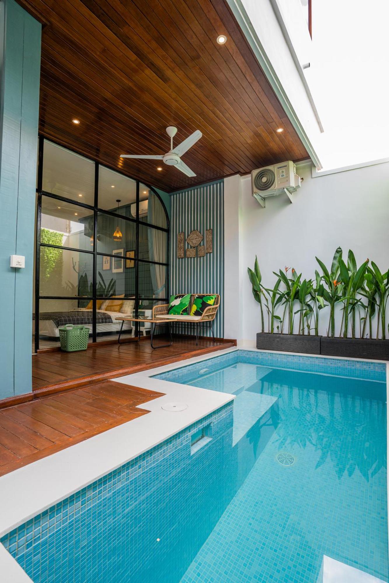 New! Sony 2 - 3br Next To Legian Villa *