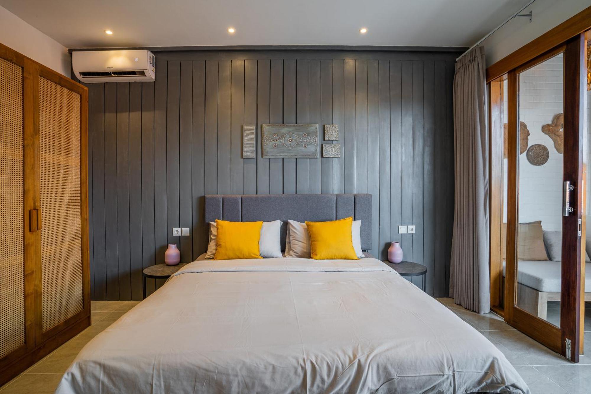 New! Sony 2 - 3br Next To Legian *