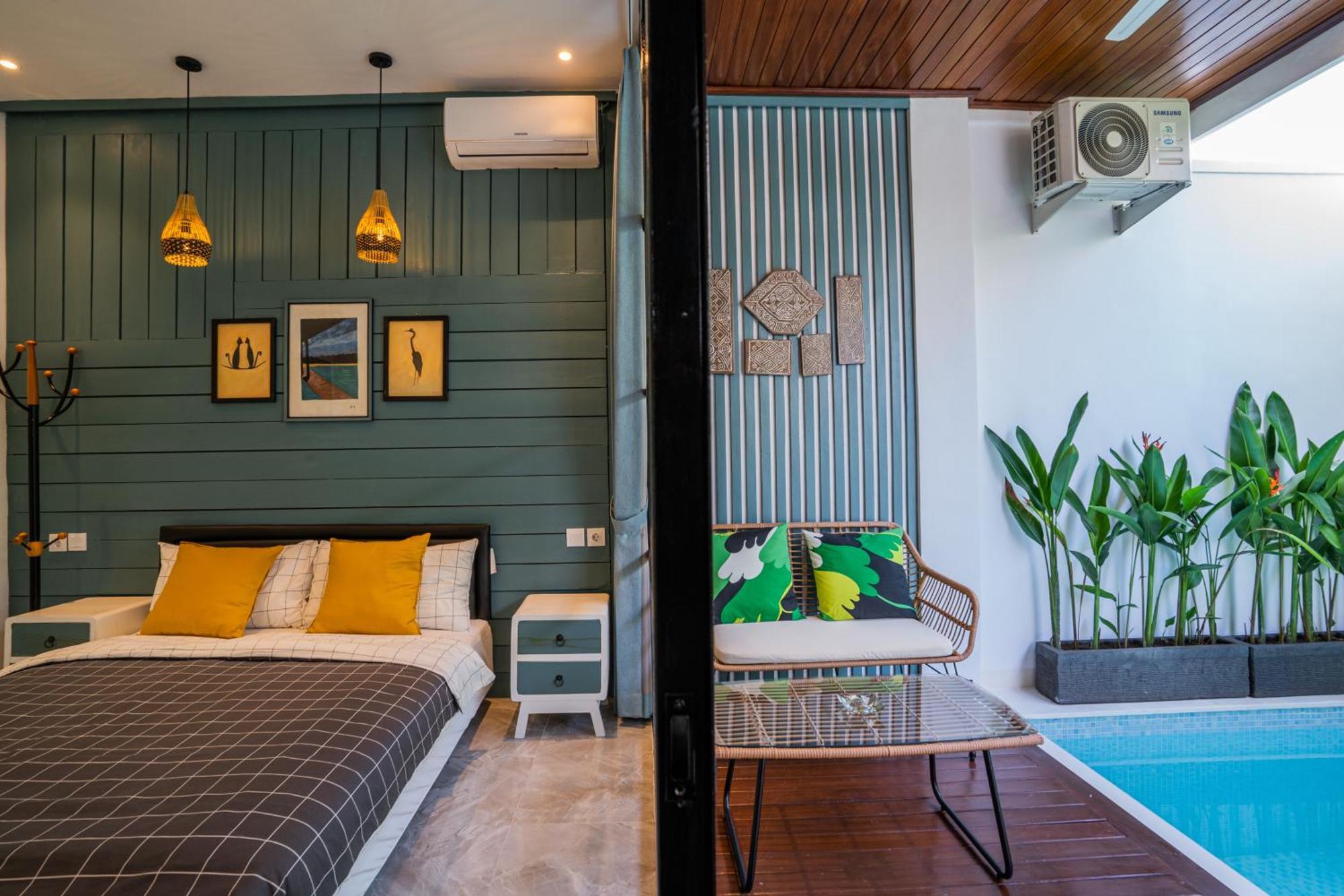 New! Sony 2 - 3br Next To Legian Villa *