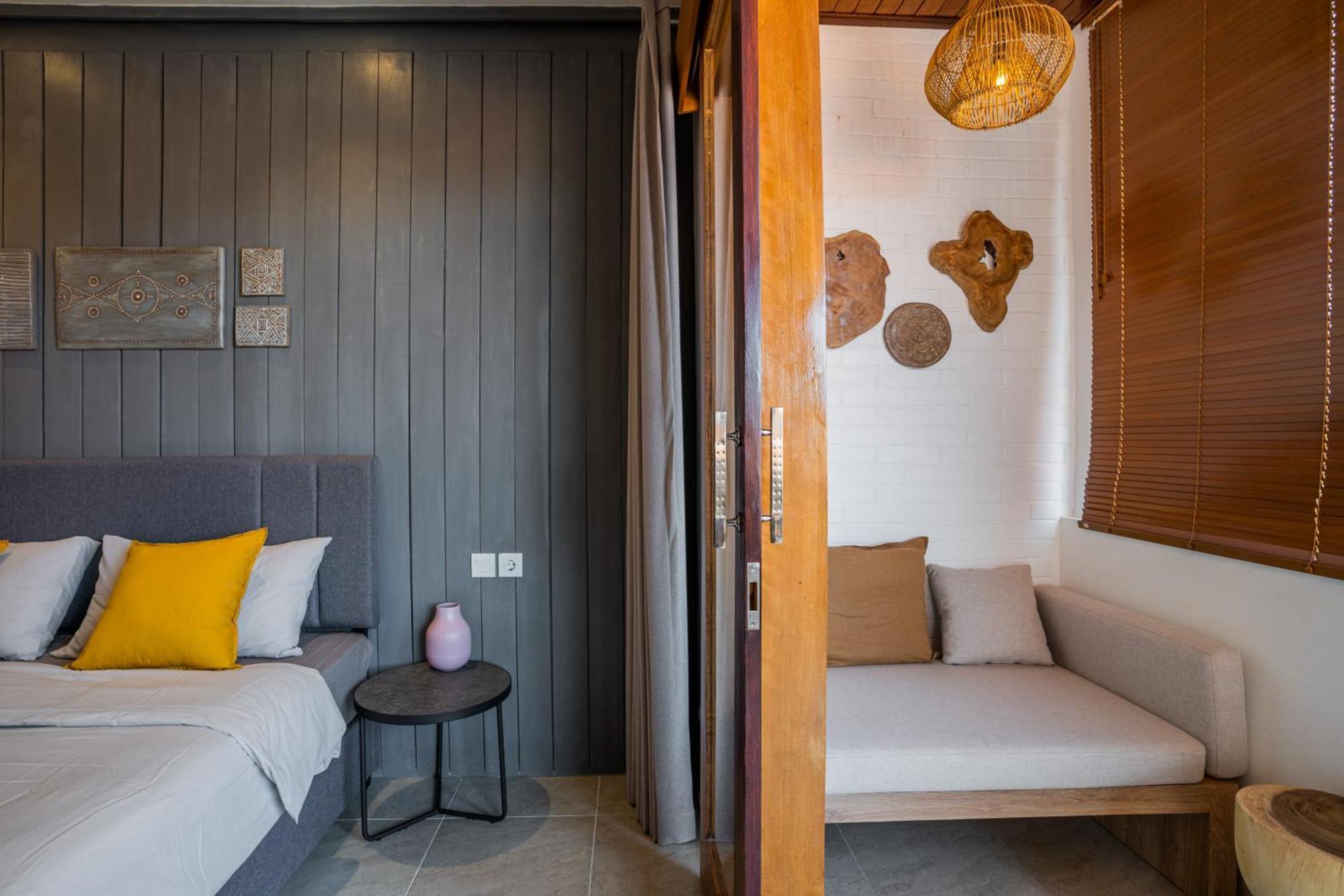 Villa New! Sony 2 - 3br Next To Legian Seminyak (Bali)